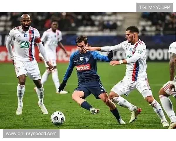 法甲升班马巴黎FC适应赛季挑战,明确目标全力保级 法甲升班马巴黎FC适应赛季挑战,明确目标全力保级